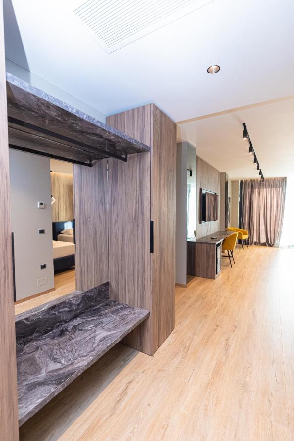 Esbjerg Hotel Vlorë 外观 照片