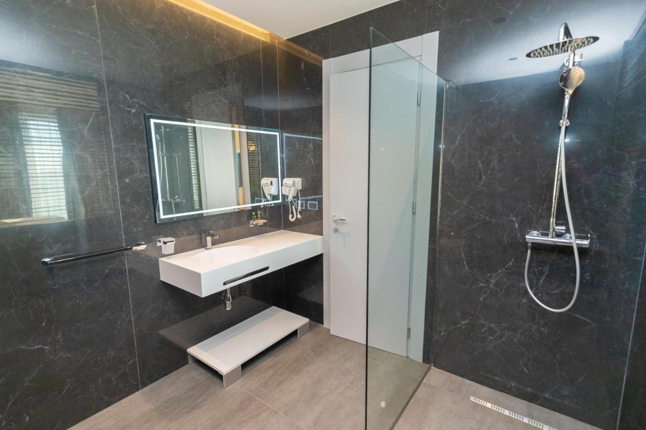 Esbjerg Hotel Vlorë 外观 照片